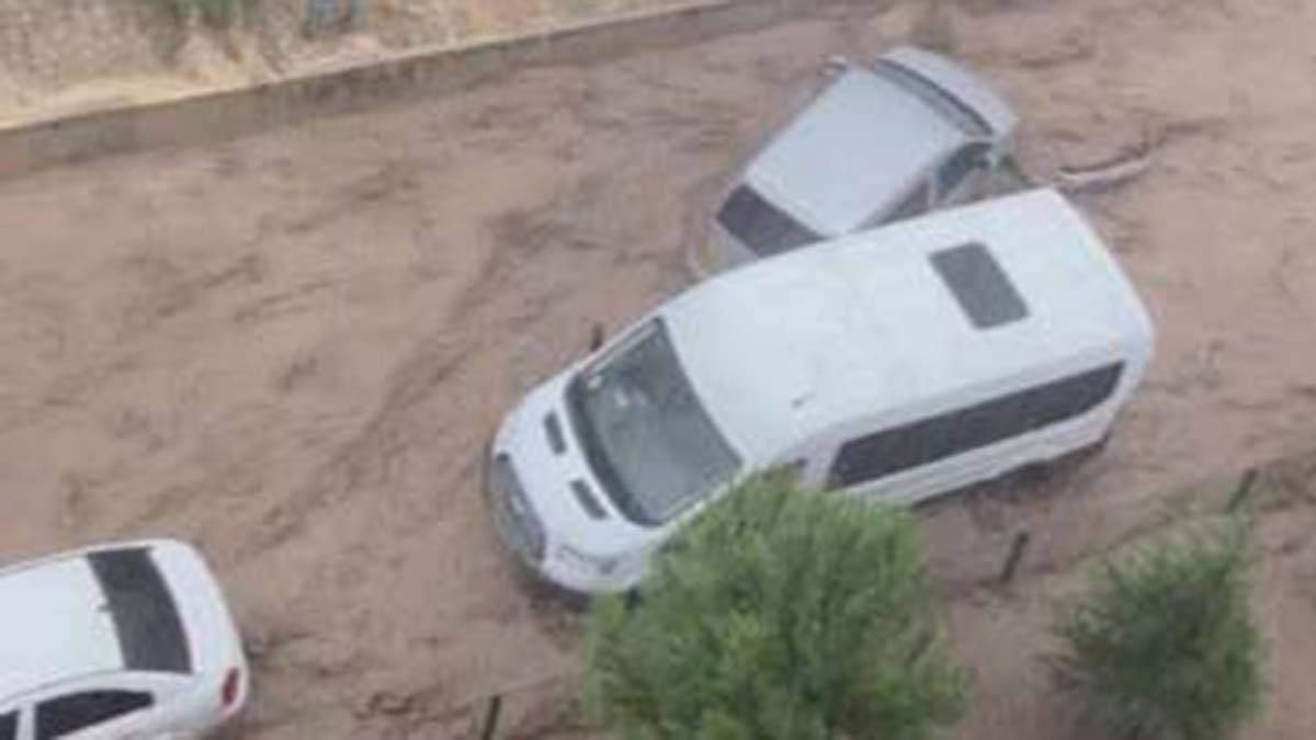 Amasya'da sağanak; yollar nehre döndü