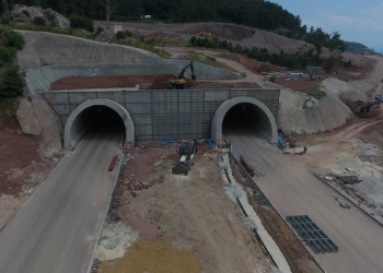 Assos ve Troya tünelleri ile yol süresi kısaldı
