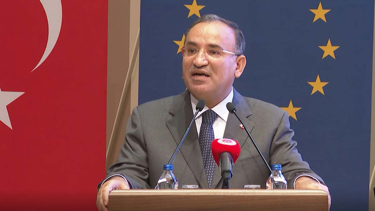 Bakan Bozdağ'dan Pınar Gültekin açıklaması