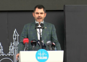 Bakan Kurum: Haliç'i gözümüz gibi koruyacağız