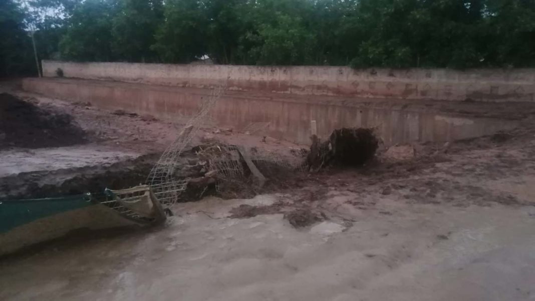 Bala'da 2 köprü sel sularıyla yıkıldı