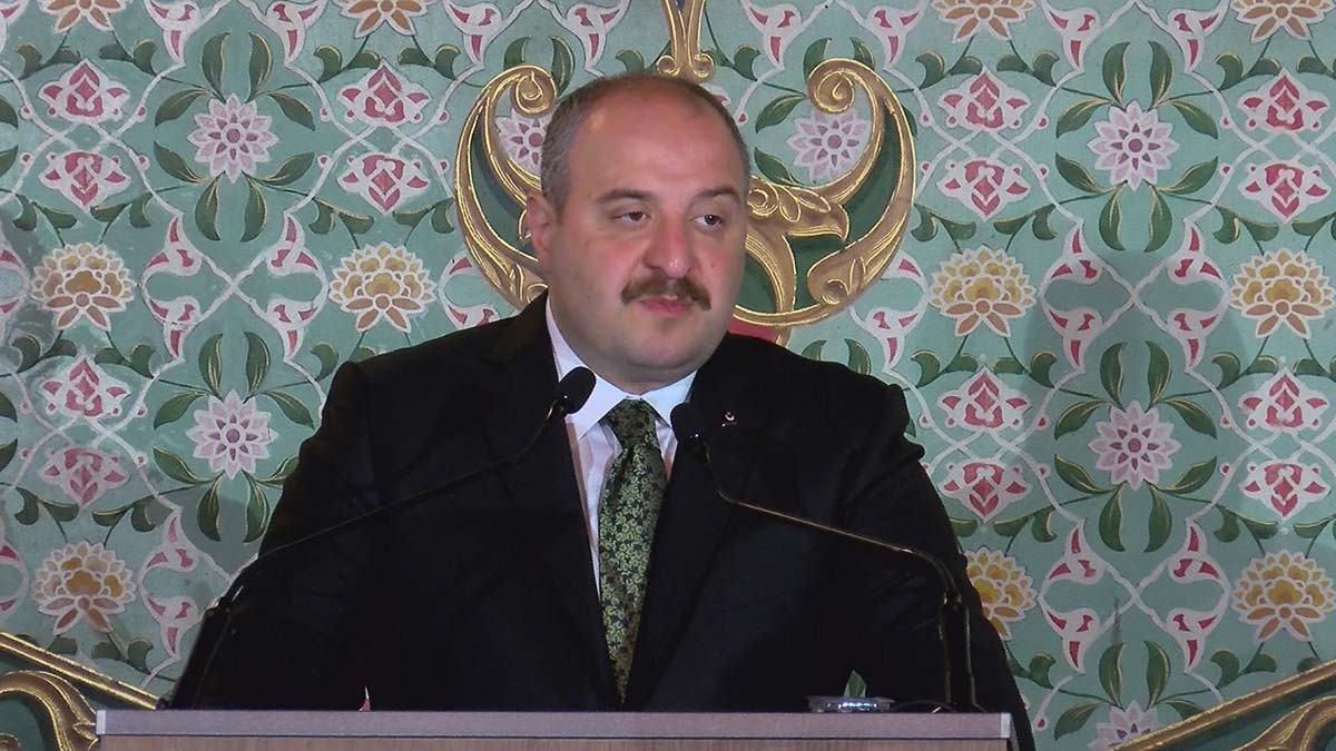 Beşeri Bilimlerin desteklenmesi beka meselesidir