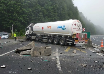 Bolu Dağı'nda tanker kazası; Ankara yönü kapandı