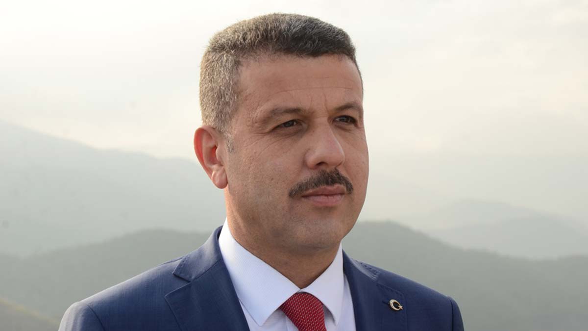 Boyabat Belediye Başkanı Şefik Çakıcı istifa etti