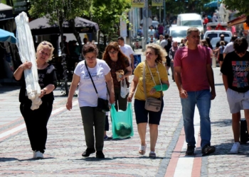 Bulgar turistler Edirne'den alışveriş yapıyor