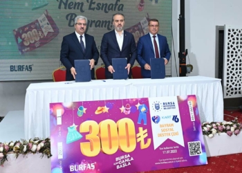Bursa'da destek çeki ile 20 bin çocuğa bayramlık