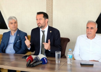 CHP milletvekilleri Bingöl'de