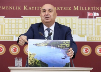 CHP'li Özkoç: Uçaklar nerede?