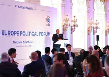 Çavuşoğlu, Asya-Avrupa Siyasi Forumu'na katıldı