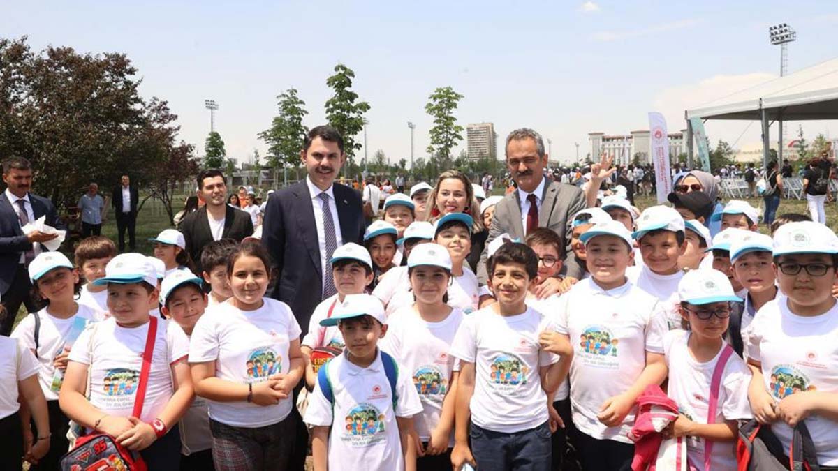 Çevre ve Çocuk Akademisi, çocukların hizmetinde