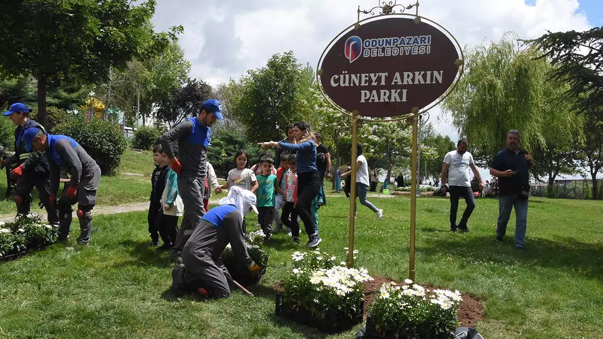 Cuneyt arkinin dogdugu koyde buyuk uzuntu 1 - yerel haberler - haberton