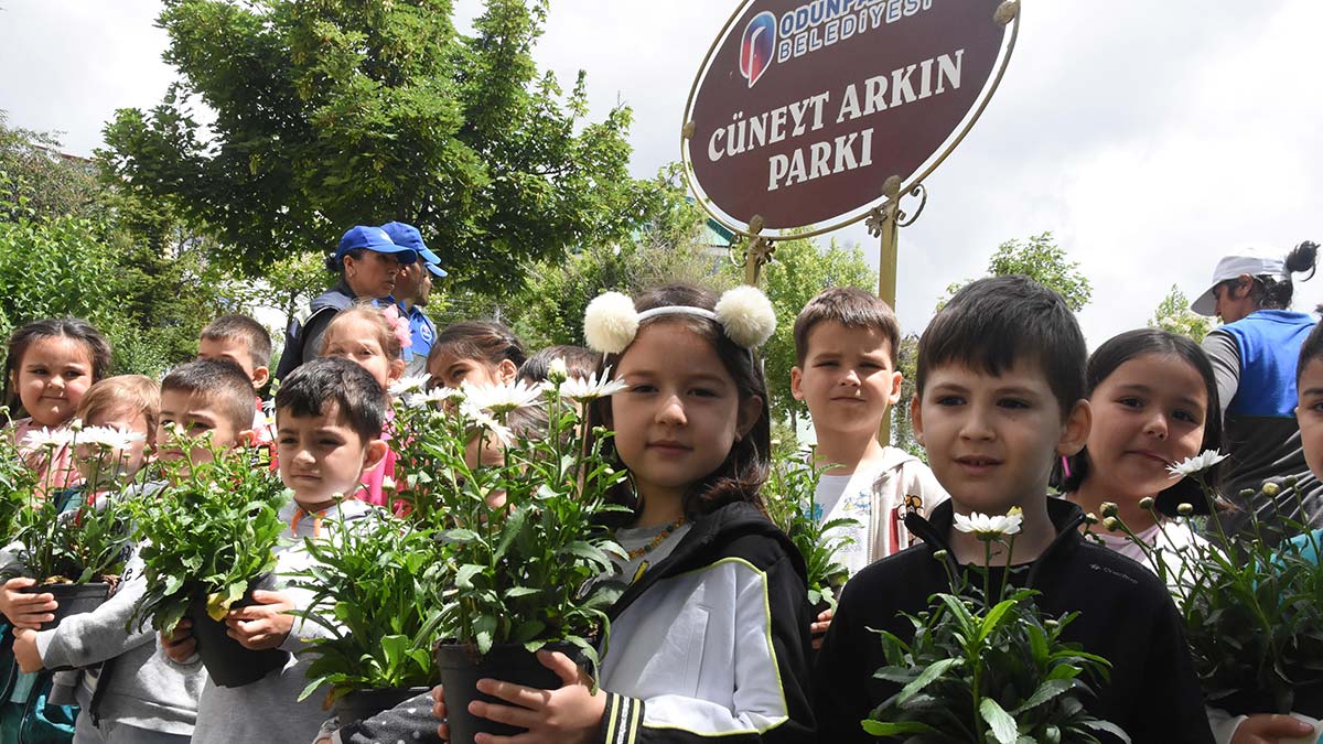 Cüneyt Arkın'ın doğduğu köyde büyük üzüntü