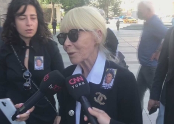 Cüneyt Arkın'ın eşi Betül Arkın'dan açıklama