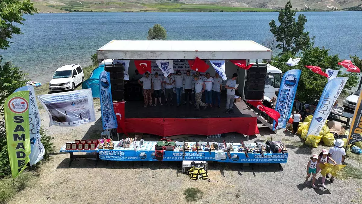 Ankara büyükşehir belediyesinin katkılarıyla kesikköprü barajı’nda “ankara’da geleceğe rastgele” sloganı ile balık tutma yarışması düzenlendi.