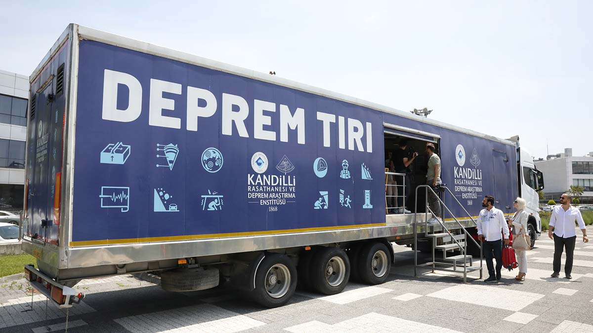 Depremi önceden haber veren uyarı sistemi yapıldı 