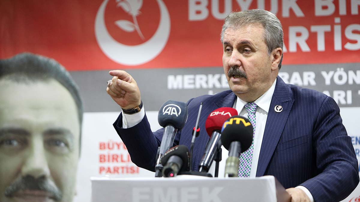 Destici: Bizim duruşumuz ve tavrımız net