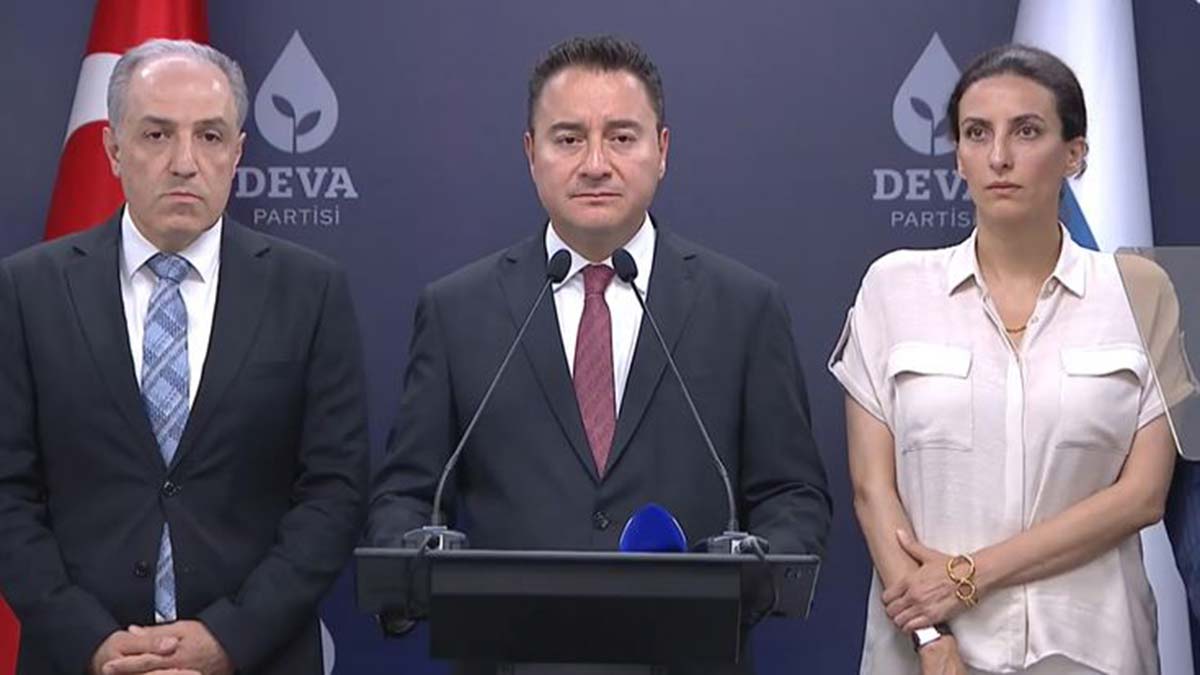 Devlet memuru vatandaşa parmak sallayamaz