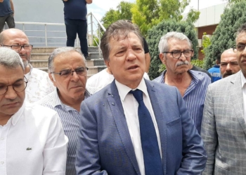 Edremit Belediye Başkanı Arslan darbedildi