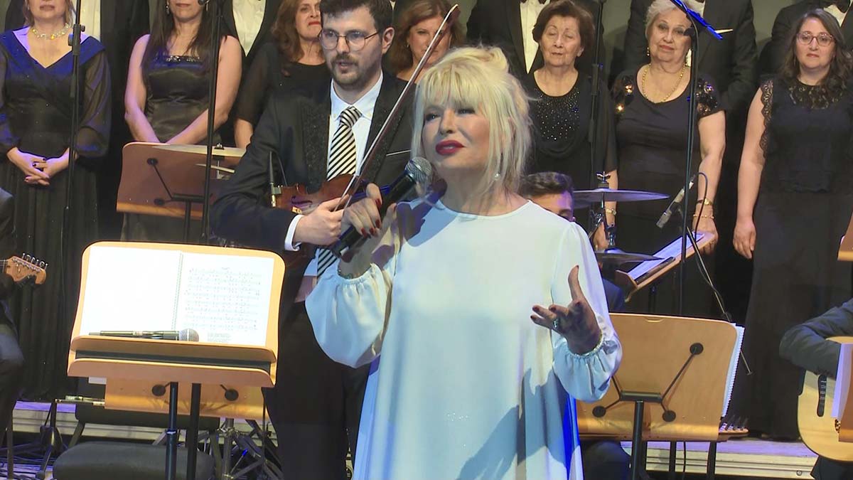 Emel Sayın'ın duygusal anları