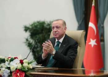 Erdoğan, Fenerbahçe Beko'yu tebrik etti