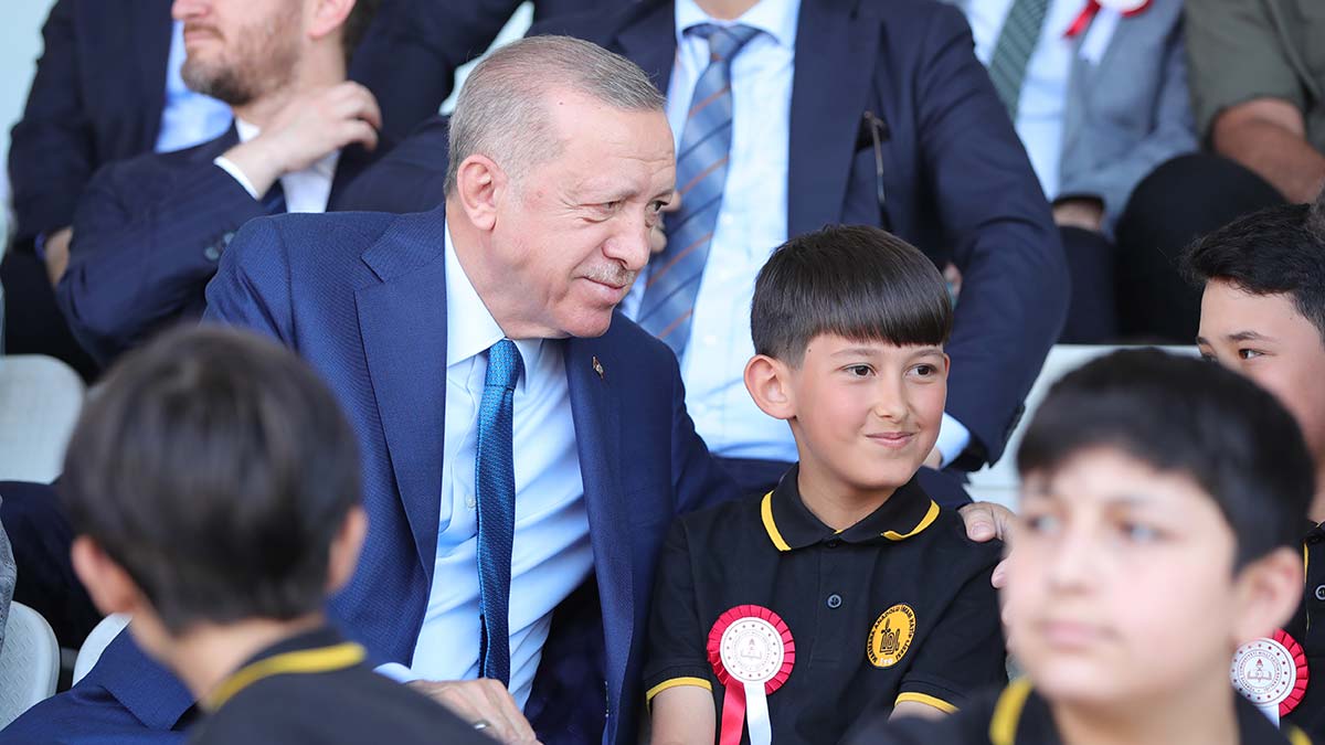 Erdoğan, Karne Dağıtım Töreni'ne katıldı