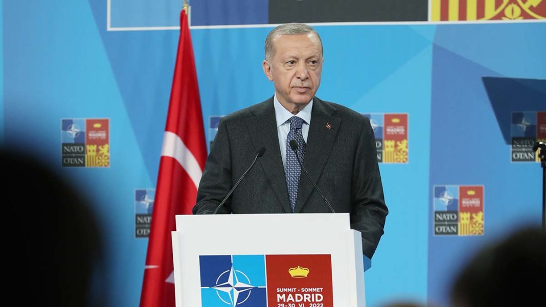Erdoğan: Üçlü muhtıra diplomatik bir zaferdir