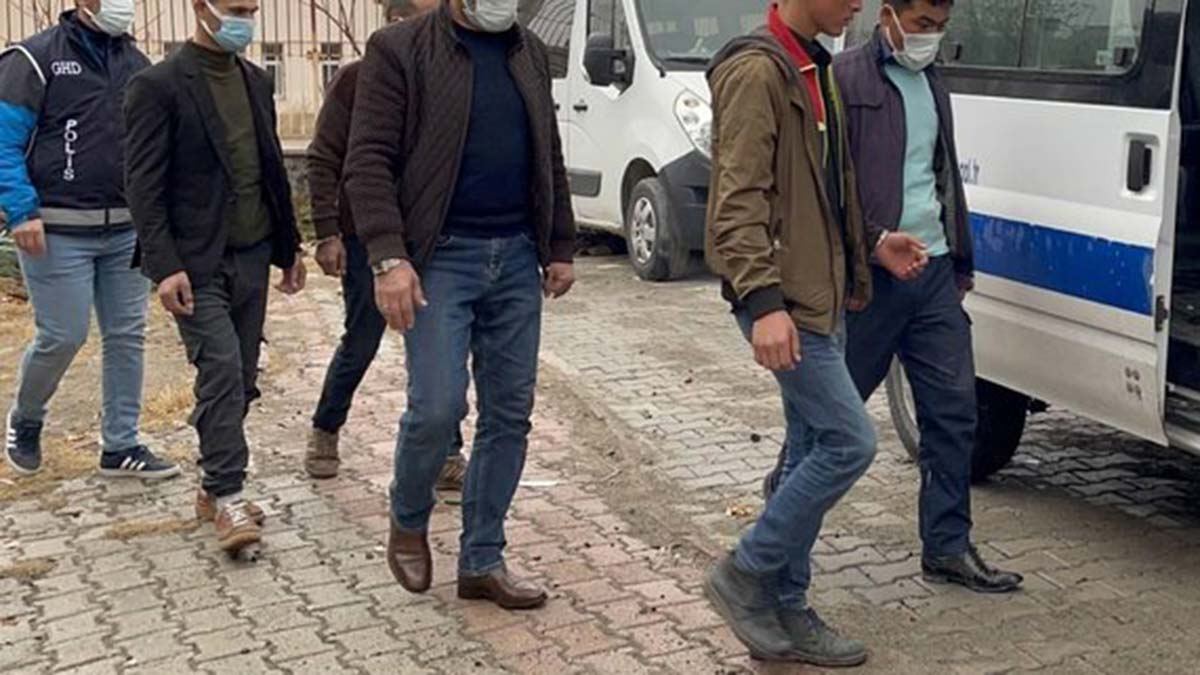 Esenyurt'ta 6 ayda 3 bin 921 göçmen yakalandı