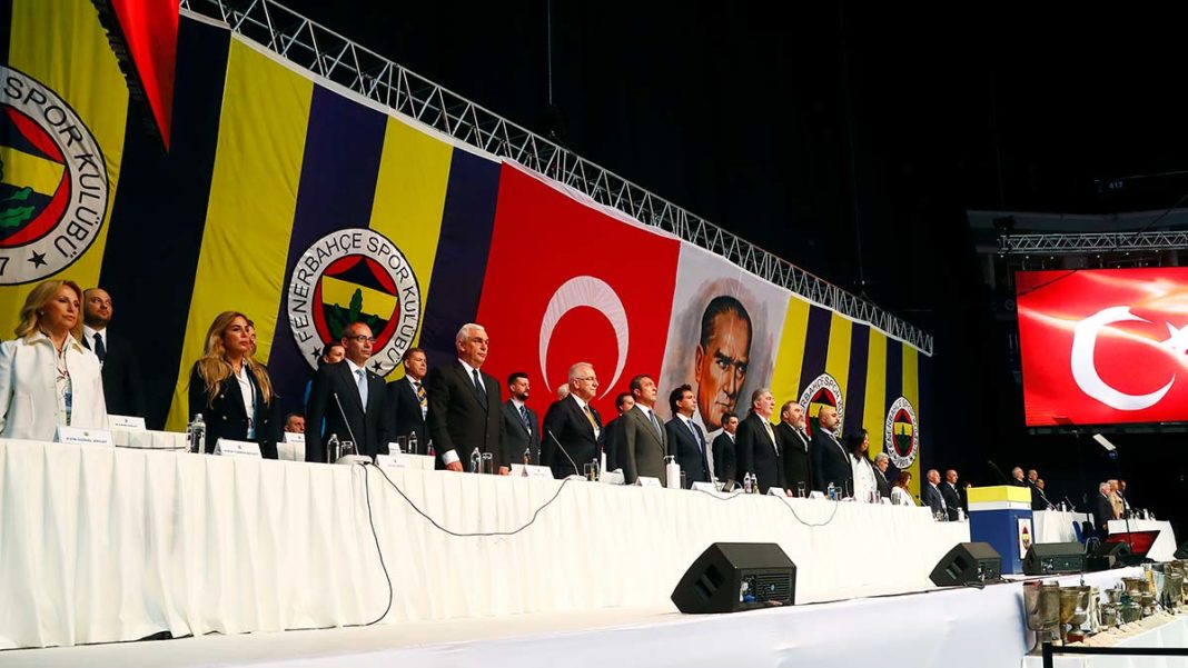Fenerbahçe’de Ali Koç ve yönetimi ibra edildi  