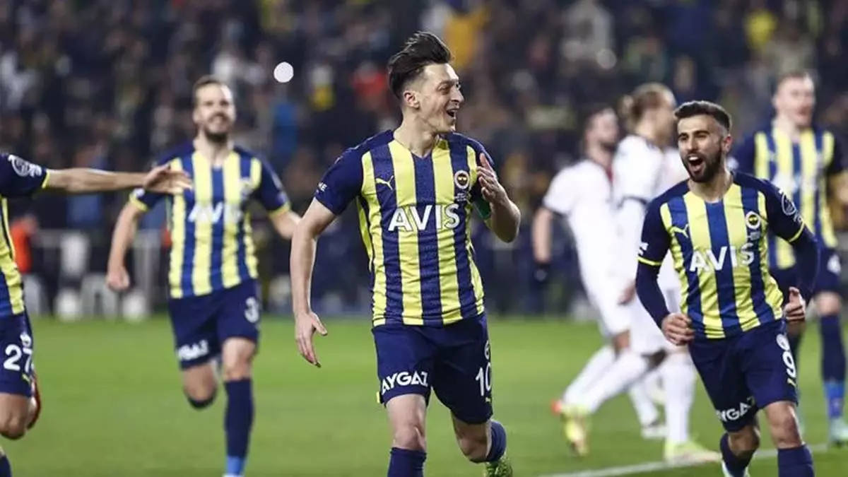 Fenerbahçe'nin borcu 6 milyar 190 milyon tl