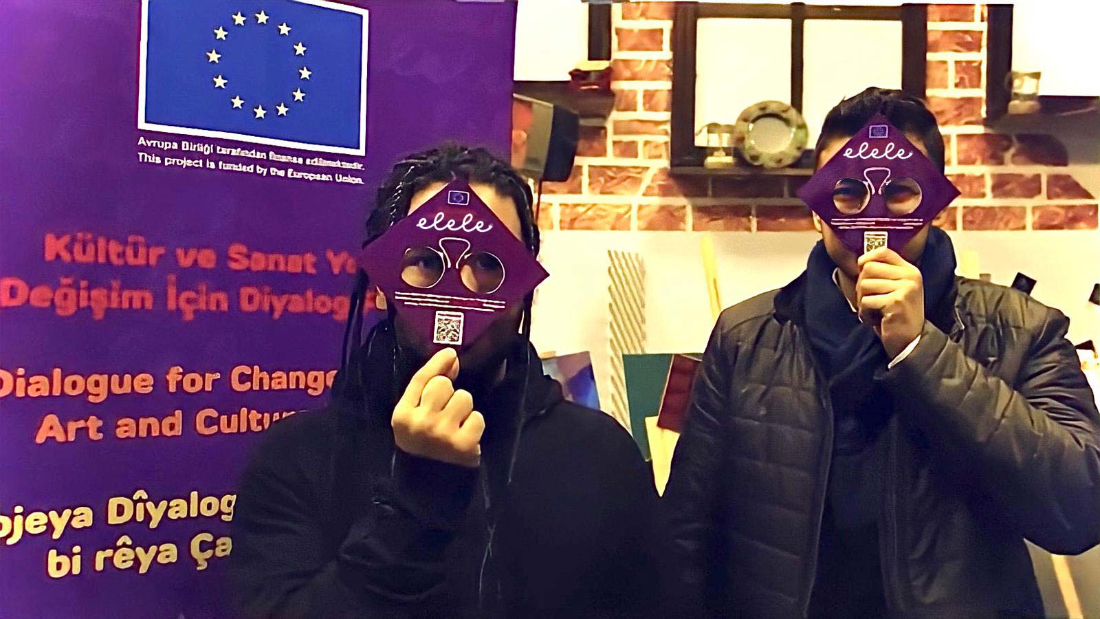 Gençler 'elele projesi' ile diyalog kuruyor