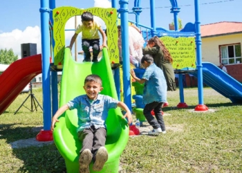 Geri dönüştürülmüş plastik atıklardan oyun parkı