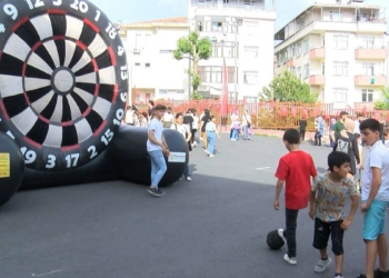 Güngören'de çocuklara özel yaz şenlikleri başladı