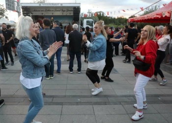 Yenimahalle'de 'Yaza Merhaba Konseri'