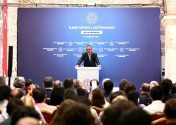 'İlk defa yazın kütüphaneler açık olacak'