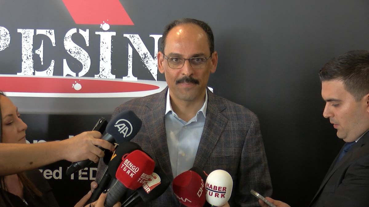 Kalın'dan İsveç'teki PKK sembollerine tepki