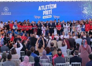 Kasapoğlu, Konya atletizm pistini açtı