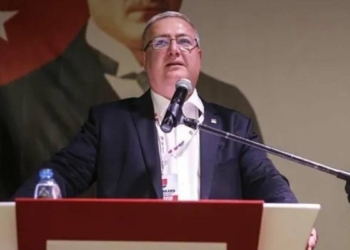 'Kılıçdaroğlu'nun aday çıkmasını bekliyoruz'
