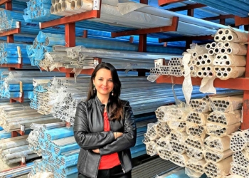 KOBİ’lerin dijital dünyada daha fazla yer almasını sağlayan sanayiplatformu.com; yeni nesil dijital OSB yapısı ile firmalara bağlantı ve iş sağlıyor, sanayinin kalbi dijitalde atacak.