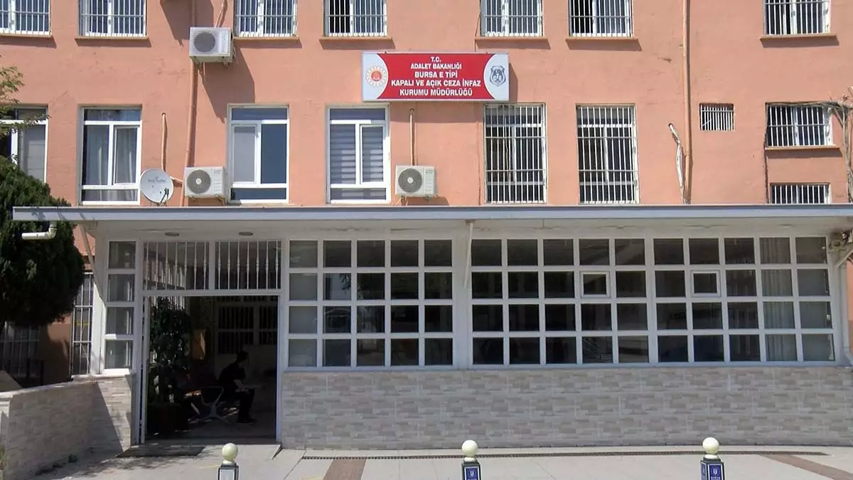 Mahkumlar tekstil atolyesinde sigortali calisiyor 1 - yerel haberler - haberton