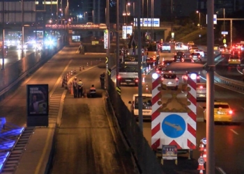Metrobüs yolunda beyaz yol uygulaması