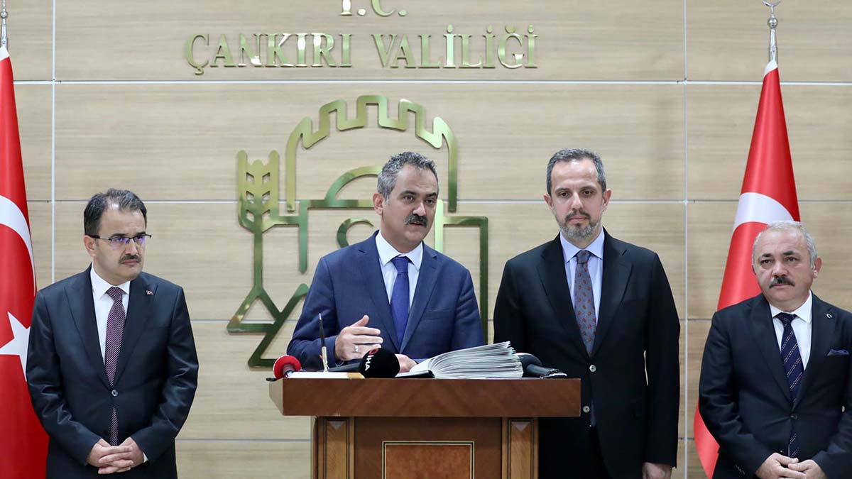 Öğrenciler sınava ilk defa maskesiz girecek