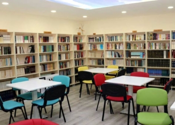 Okul kütüphanesine kitap bağışı ile uzlaşma