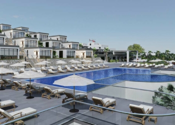 Olympos'ta tatil yaşam köyü kapılarını açıyor