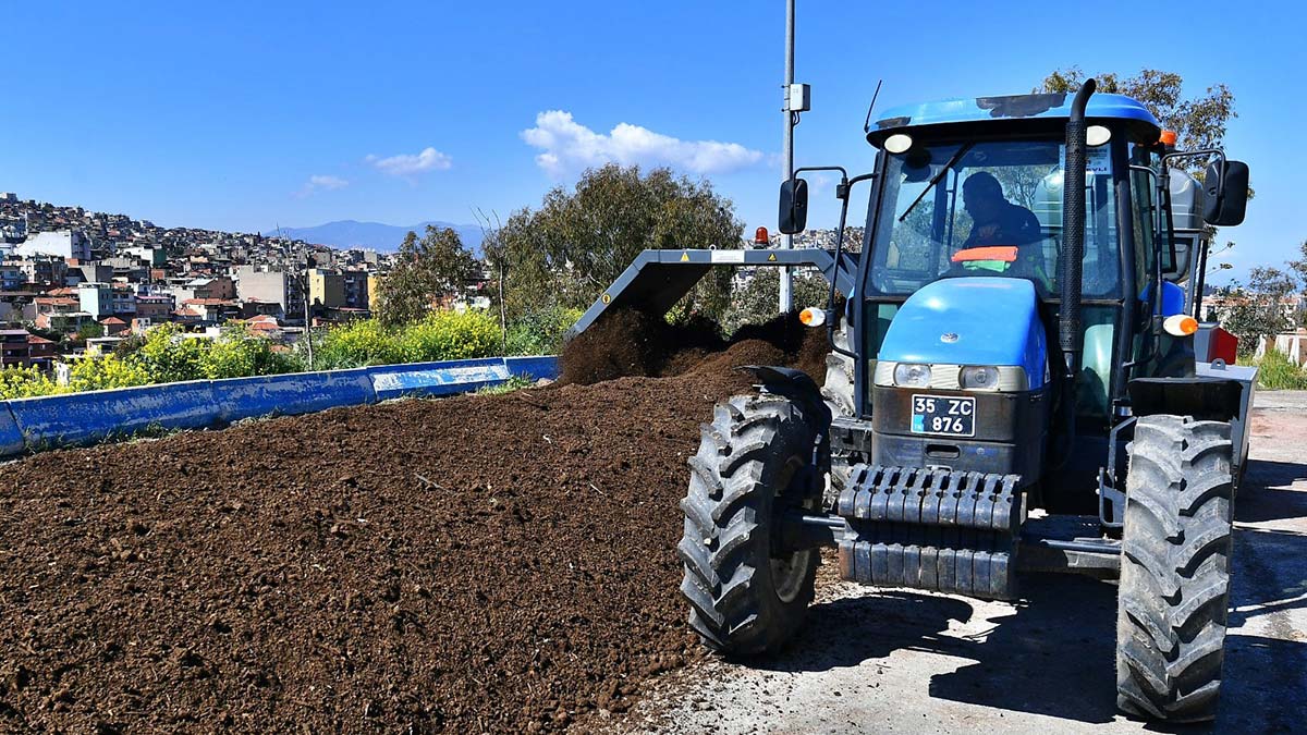 Organik atıklar bu tesiste gübreye dönüşüyor