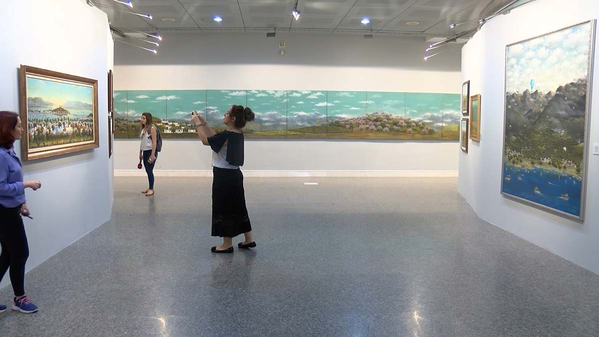 Ressam Gökçebağ'ın 65 yıllık koleksiyonu sergide