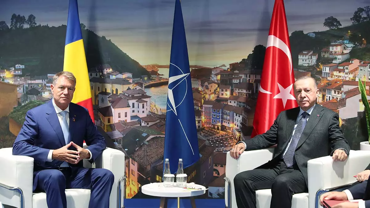 Erdoğan, romanya cumhurbaşkanı ile görüştü
