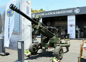 'Savunma Sanayi Sergisi'ne yabancılardan ilgi