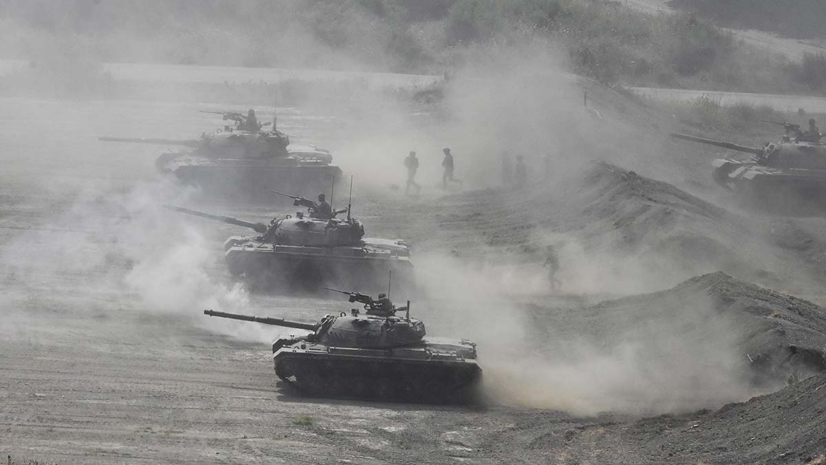 Seçkin gözlemci gününün gündüz safhası başladı