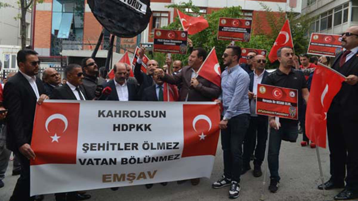 Şehit ailelerinden 'Salihe Aydeniz' protestosu