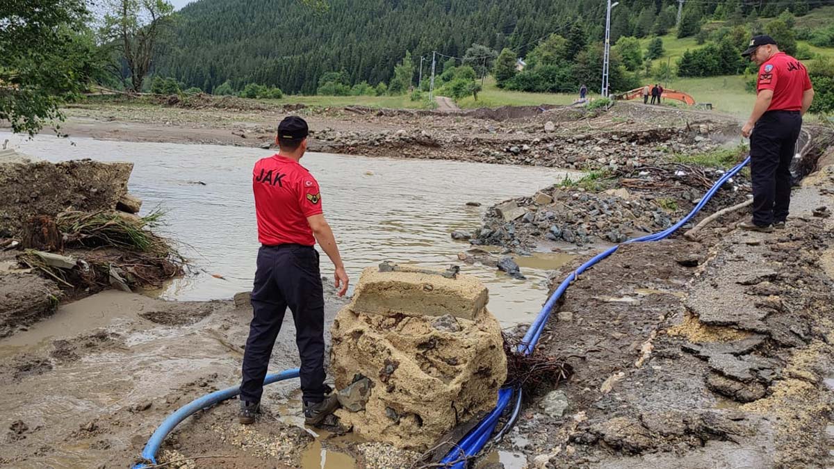 Selde kaybolan Recep'i arama çalışmaları sürüyor